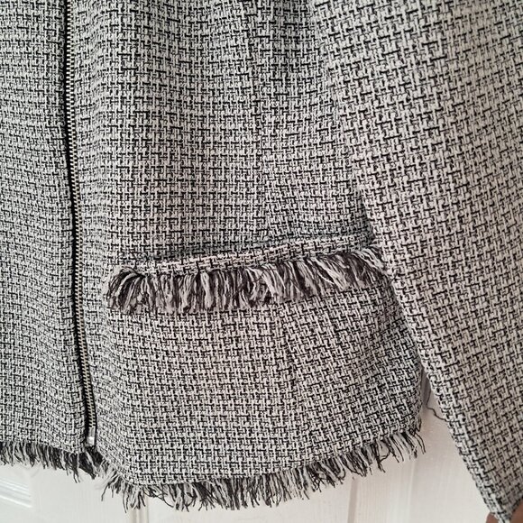 DKNY Women's Business Plus size Fringe Trim Tweed style zipper blazer size 16 - Picture 6 of 9